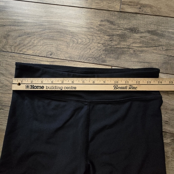 Under Armour Compression Womens Medium Black Shorts - Picture 5 of 6